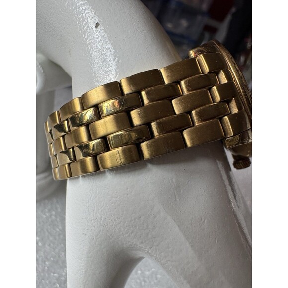 Kenneth Cole New York Two Tone Stainless Steel Ladies Watch Mother Of Pearl - Picture 6 of 10